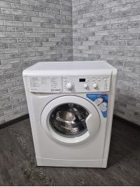 Стиральная машина Indesit IWSD 5085 Стиральная машина Indesit IWSD 5085